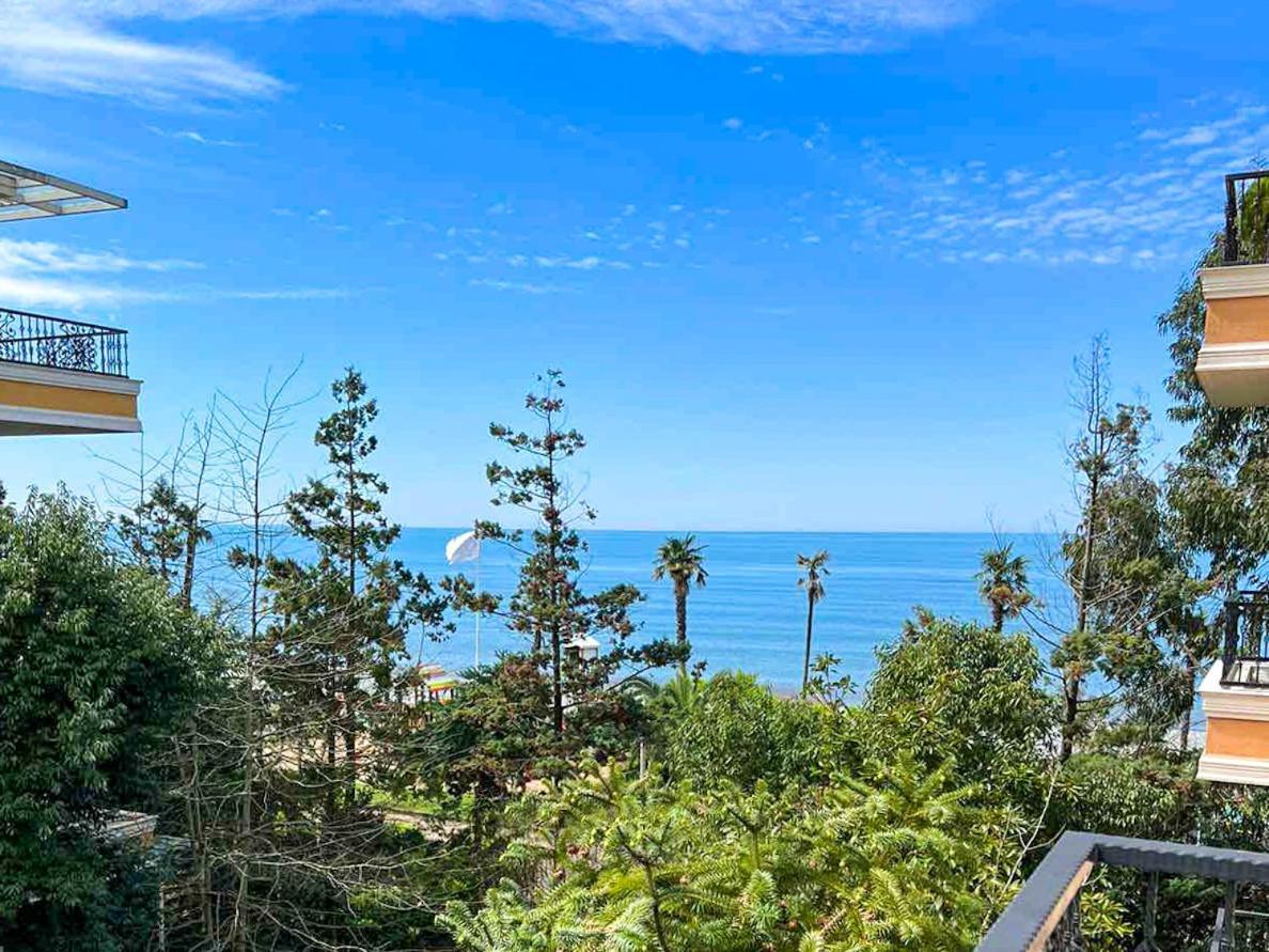 Luxury Dreamland Oasis Apartments 차크비 외부 사진